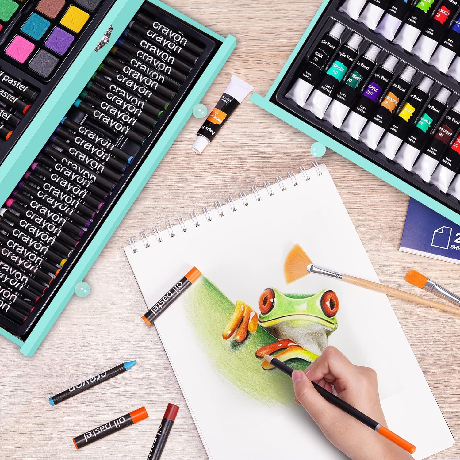 BLACK FRIDAY Sale Soon to be sold out💥💥💥 Buy 2 Get 1 Free 175 Piece Deluxe Art Set with 2 Drawing Pads